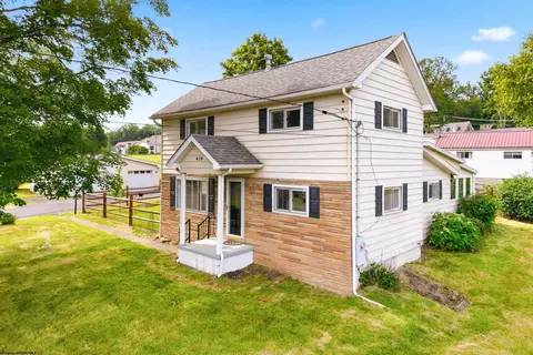 410 Sunset Beach Rd, Morgantown, WV 26508