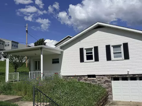 212 Josephine Dr, Morgantown, WV 26508