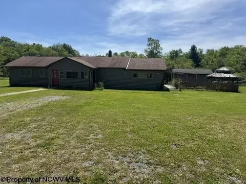 357 S Euclid St, Thomas, WV 26292