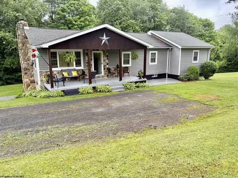 6786 Lantz Ridge Rd, Aurora, WV 26705