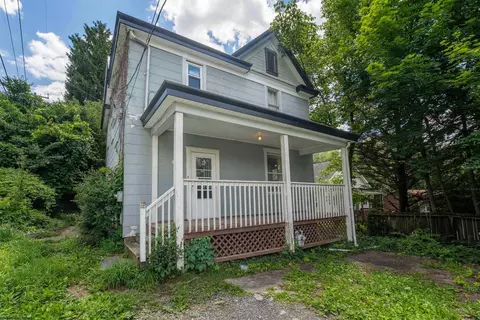 428 Van Gilder St, Morgantown, WV 26505