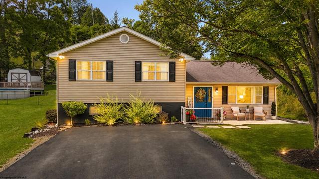 1541 Maple Lake Rd, Bridgeport, WV 26330