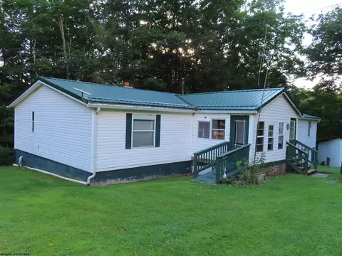 98 Wolford Ln, Dryfork, WV 26263