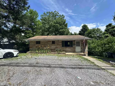 1070 Willey St, Morgantown, WV 26505