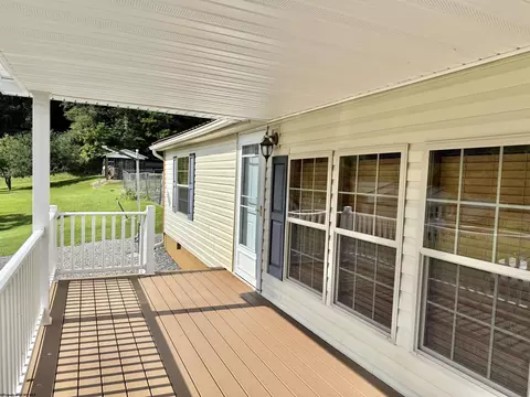 Exterior - 44 Fifth St, Hendricks, WV 26271 photo 4 of 11