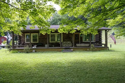 3697 Canton Rd, West Union, WV 26456