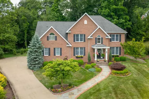 4500 Laurel Ridge Dr, Morgantown, WV 26508