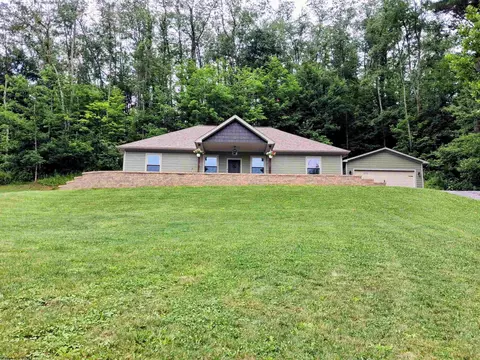 17 Wapiti Ln, Morgantown, WV 26501