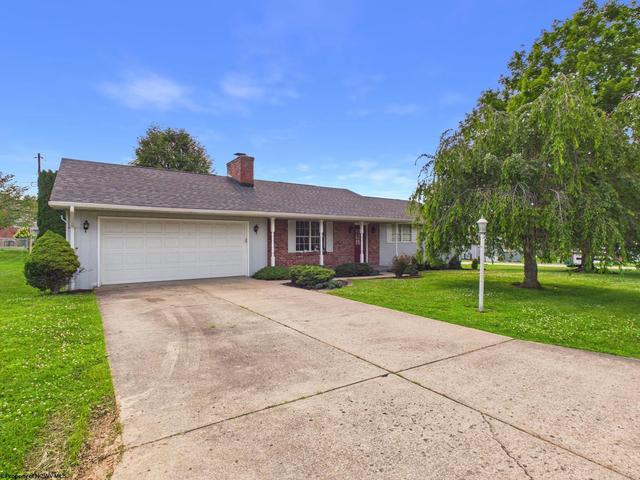 119 Driftwood Rd, Bridgeport, WV 26330