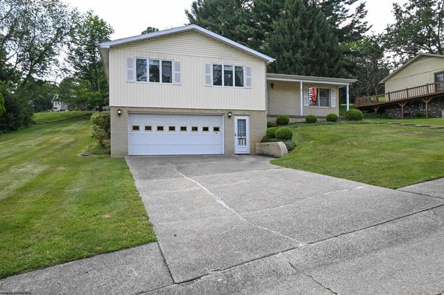 156 Scenery Dr, Morgantown, WV 26505