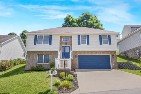 312 Anini Dr, Morgantown, WV 26508