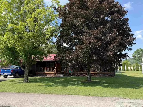 26 Macintosh Loop, Elkins, WV 26241 photo 1