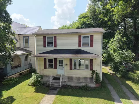 908 S Henry Ave, Elkins, WV 26241
