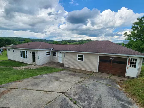 254 Centerville Rd, Rock Cave, WV 26234
