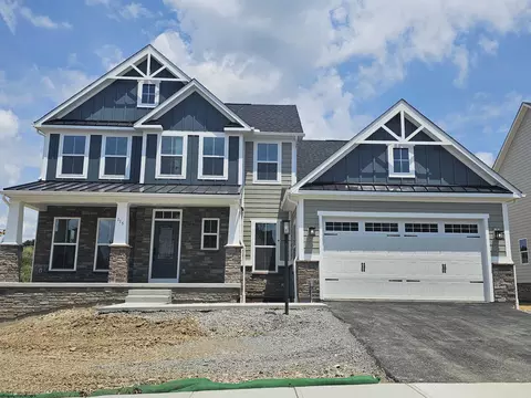 115 Betty Jane Dr, Morgantown, WV 26508