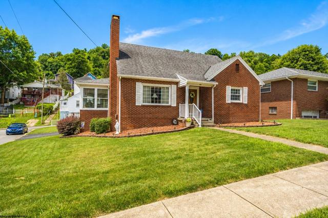 901 Duff Ave, Clarksburg, WV 26301