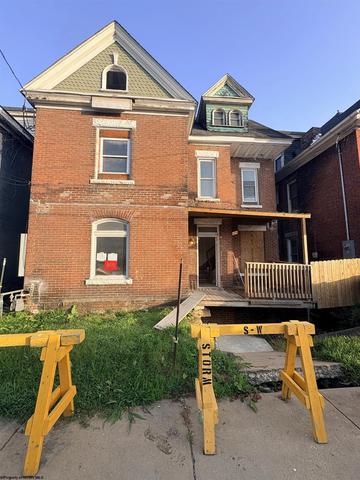 309 Walnut Ave, Fairmont, WV 26554