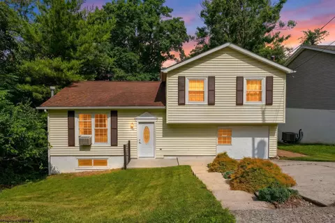917 Revere St, Morgantown, WV 26505