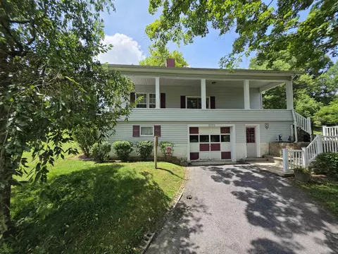 3322 Fairmont Ave, Fairmont, WV 26554