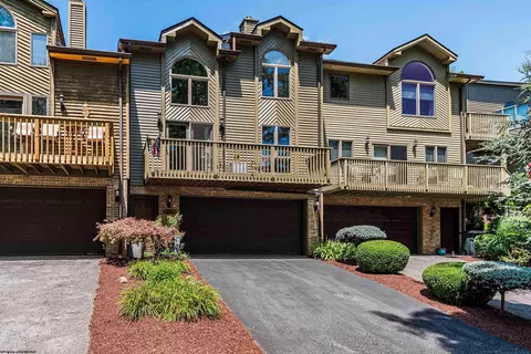 1041 Greystone Cir, Morgantown, WV 26508