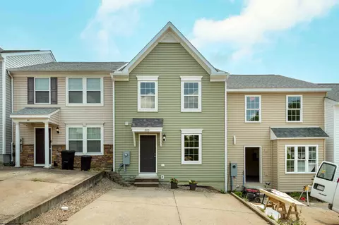 305 Falcon Run Rd, Morgantown, WV 26508