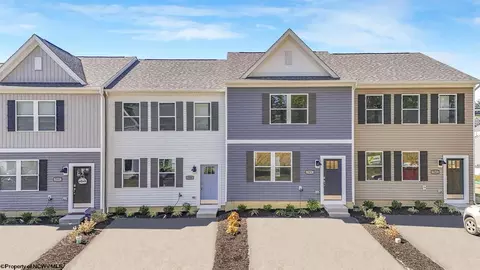 16 Erow St, Fairmont, WV 26554