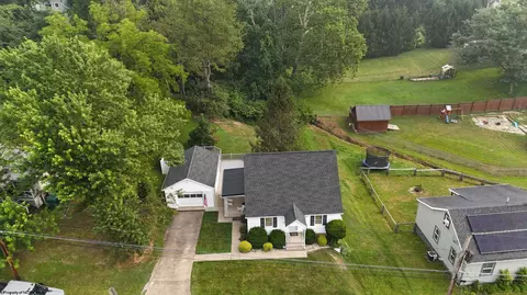View/Area - 122 E Smith St, Bridgeport, WV 26330 photo 1 of 5
