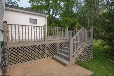 122 E Smith St, Bridgeport, WV 26330 photo 39