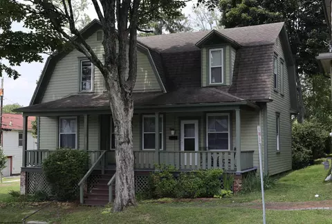 121 Earle St, Elkins, WV 26241