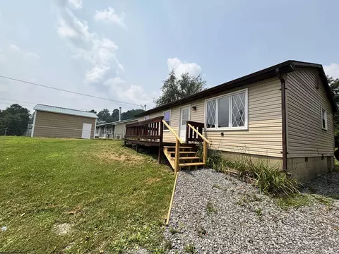 98 Second St, Belington, WV 26250