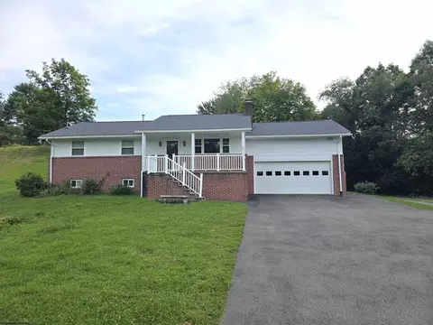 3322 Fairmont Ave, Fairmont, WV 26554