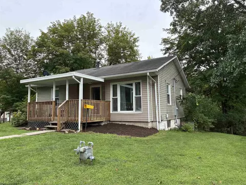 1106 Harvatis St, Morgantown, WV 26508