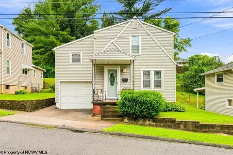 121 Grant St, Clarksburg, WV 26301