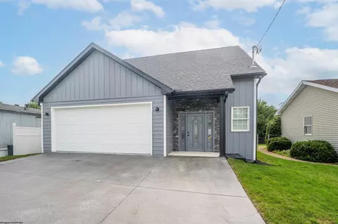 403 Corona Dr, Morgantown, WV 26508