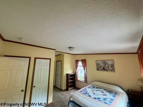 Bedroom - 1683 Range Rd, Wadestown, WV 26590 photo 6 of 6