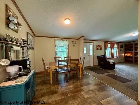 Dining - 1683 Range Rd, Wadestown, WV 26590 photo 2 of 2