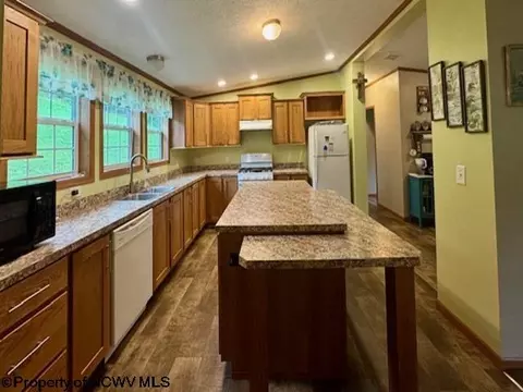 Kitchen - 1683 Range Rd, Wadestown, WV 26590 photo 1 of 2
