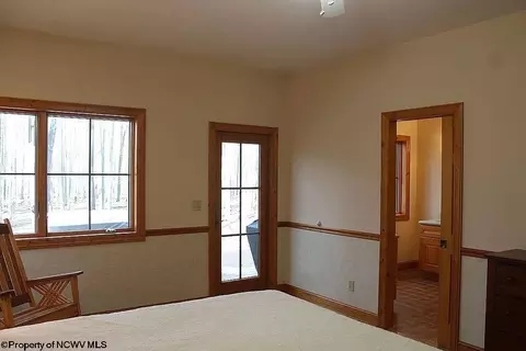 Bedroom - 464 Maple Ave, Davis, WV 26260 photo 3 of 8