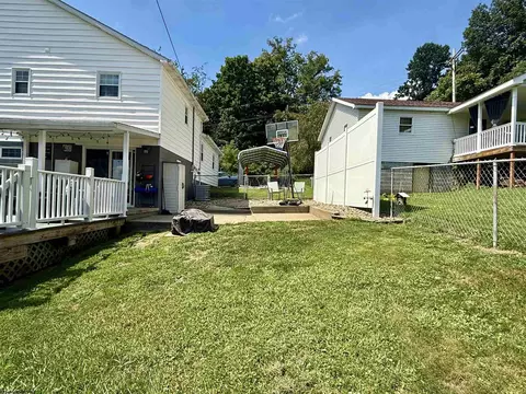 Exterior - 52 4th St, Carolina, WV 26563 photo 9 of 10