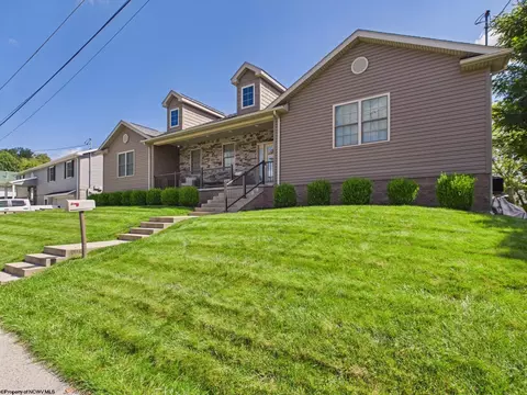 318 Glen Ave, Clarksburg, WV 26301