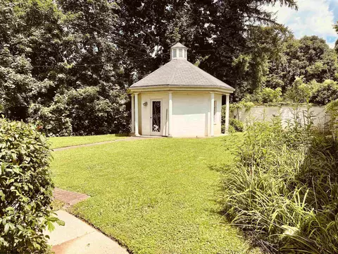 Exterior - 1 E 4th St, Weston, WV 26452 photo 2 of 11
