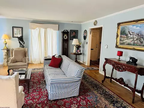 Living - 1 E 4th St, Weston, WV 26452 photo 1 of 4