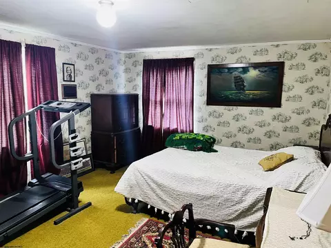 Bedroom - 1 E 4th St, Weston, WV 26452 photo 2 of 6