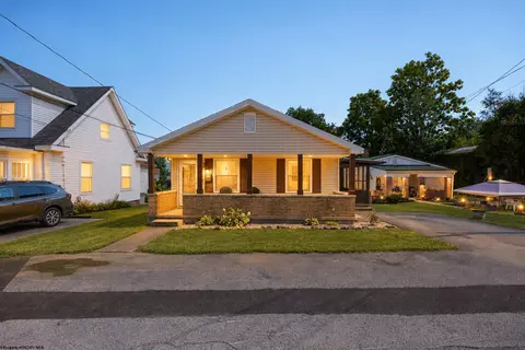 9 Tucker St, Buckhannon, WV 26201