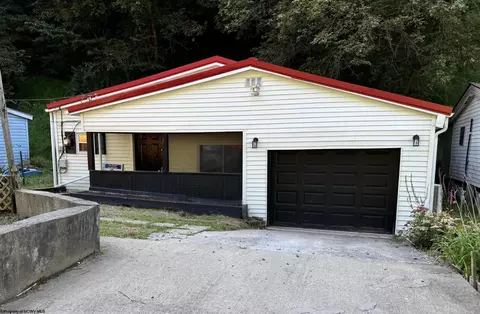 139 Ramp Hollow Rd, Pursglove, WV 26546