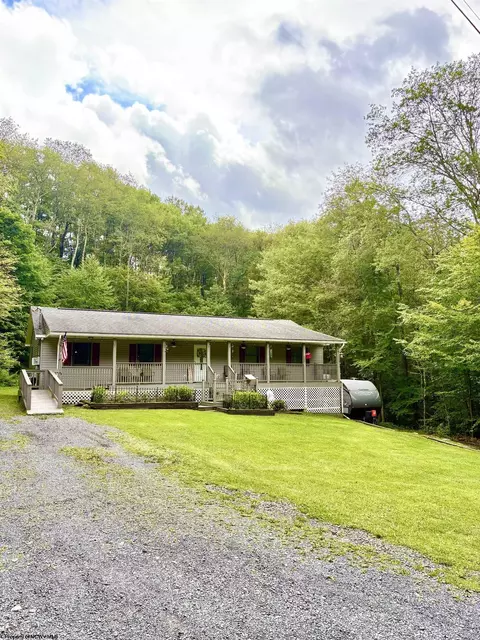 Exterior - 112 Hillside Dr #THOMAS CORP, Thomas, WV 26292 photo 6 of 6