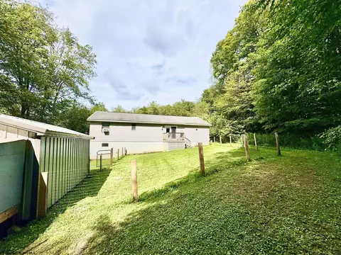 Exterior - 112 Hillside Dr #THOMAS CORP, Thomas, WV 26292 photo 4 of 6