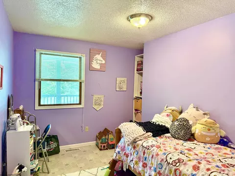 Bedroom - 112 Hillside Dr #THOMAS CORP, Thomas, WV 26292 photo 4 of 6
