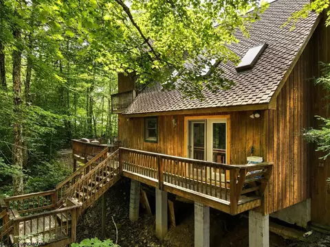 Exterior - 195 Brookside Rd, Davis, WV 26260 photo 5 of 10