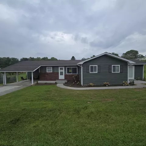 147 Foster St, Buckhannon, WV 26201